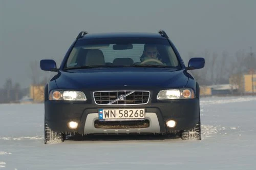 Poprzednik: V70 XC/XC70 (2000-2007). Ceny od 20 000 zł.