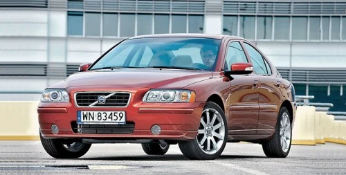 ...ten sam typ skrzyni, co do S60.