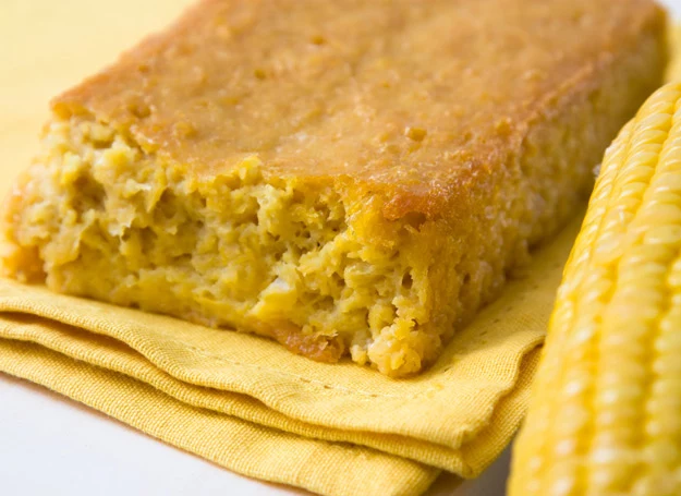 Chleb kukurydziany mogą jeść osoby uczulone na gluten. 