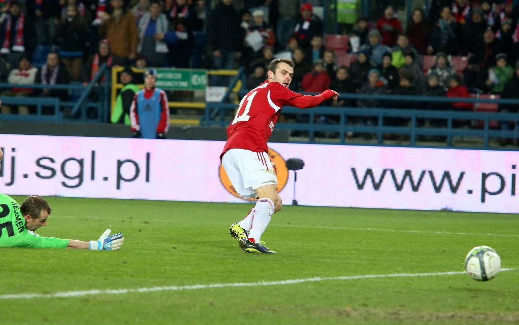 Gole dla "Białej Gwiazdy" strzelili: Łukasz Garguła, Rafał Boguski i Paweł Brożek. Gole dla "Białej Gwiazdy" strzelili: Łukasz Garguła, Rafał Boguski i Paweł Brożek.