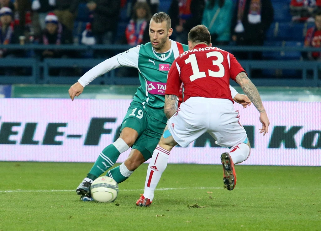 Gole dla "Białej Gwiazdy" strzelili: Łukasz Garguła, Rafał Boguski i Paweł Brożek. Gole dla "Białej Gwiazdy" strzelili: Łukasz Garguła, Rafał Boguski i Paweł Brożek.