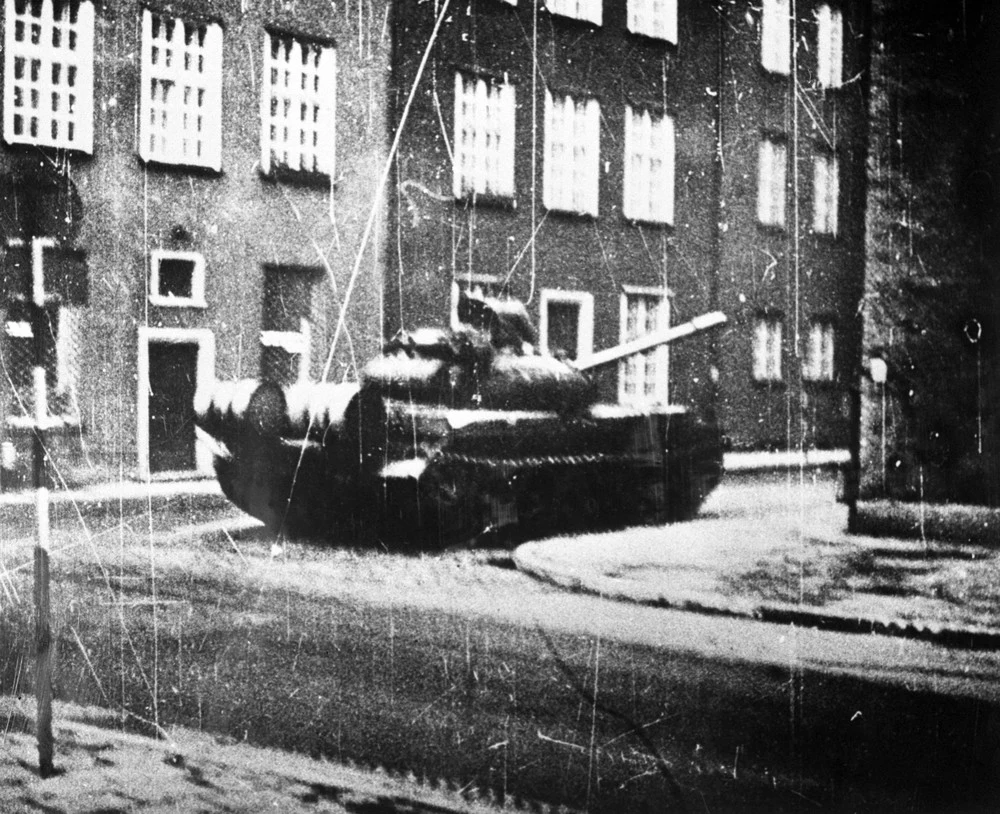 15.12.1970, Czołg na ulicach Gdańska 15.12.1970, Czołg na ulicach Gdańska