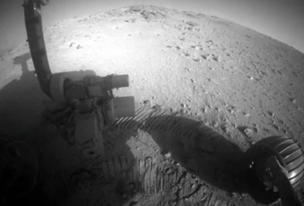 Moreton Island w trakcie sol 3489