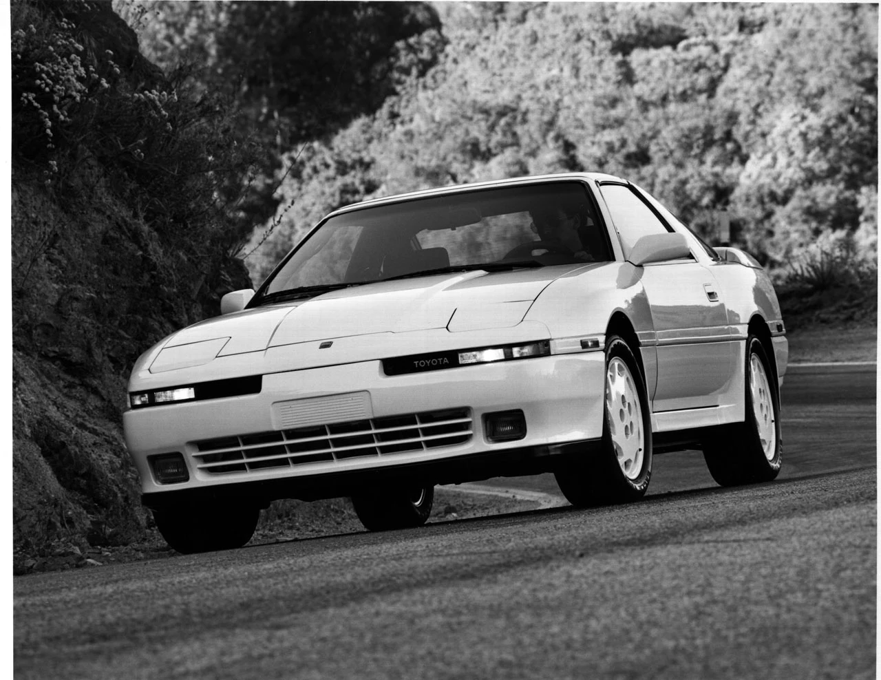 Toyota Supra (1987)