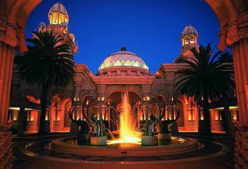 Wejście do kompleksu kasyn Sun City Wejście do kompleksu kasyn Sun City