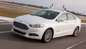 Ford Fusion, który jeździ sam