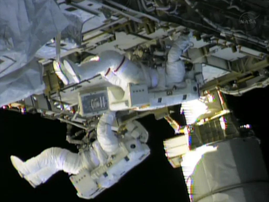 Naprawa ISS będzie wymagać wyjścia astronautów w otwartą przestrzeń