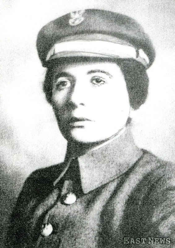 Aleksandra Zagórska, 1919 - matka Jurka Bitschana, jednego z najmłodszych obrońców Lwowa, komendantka Ochotniczej Legii Kobiet
