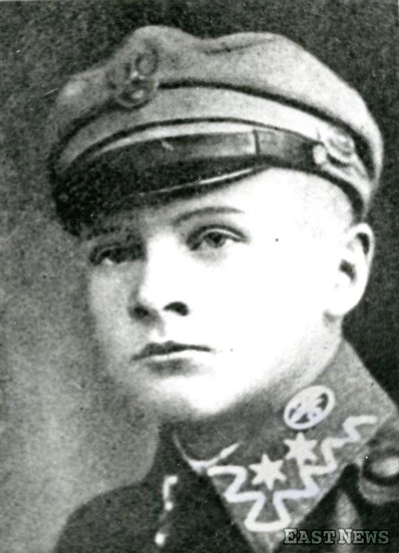 Władysław Jastrzębiec Żymirski, adiutant kpt. W.Starcka. Poległ 11.01.1919 w bitwie pod Srokami koło Lwowa