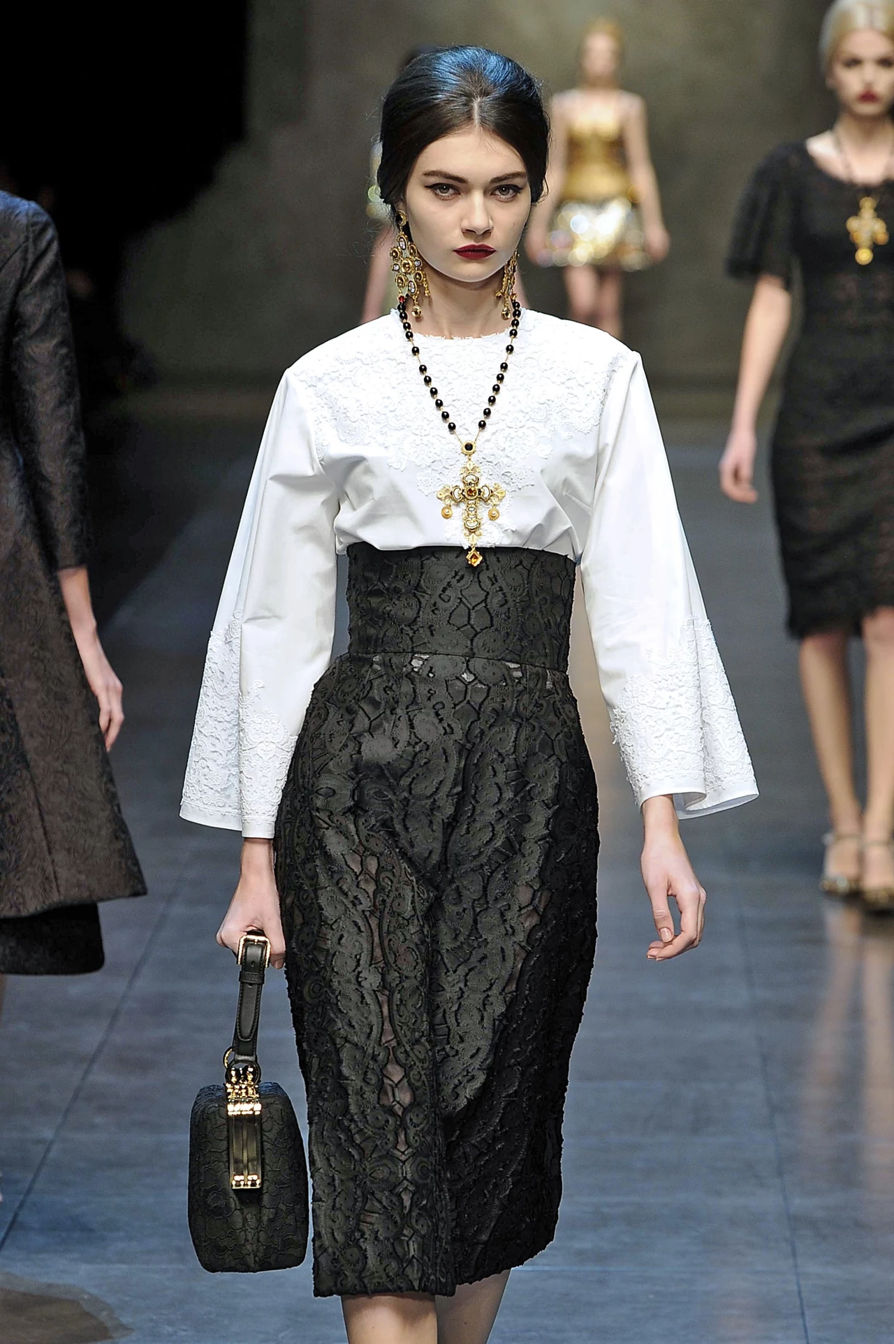 Moda świąteczna Moda świąteczna