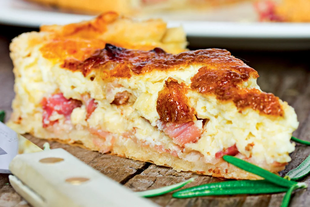 Quiche Lorraine smakuje zarówno na ciepło jak i na zimno