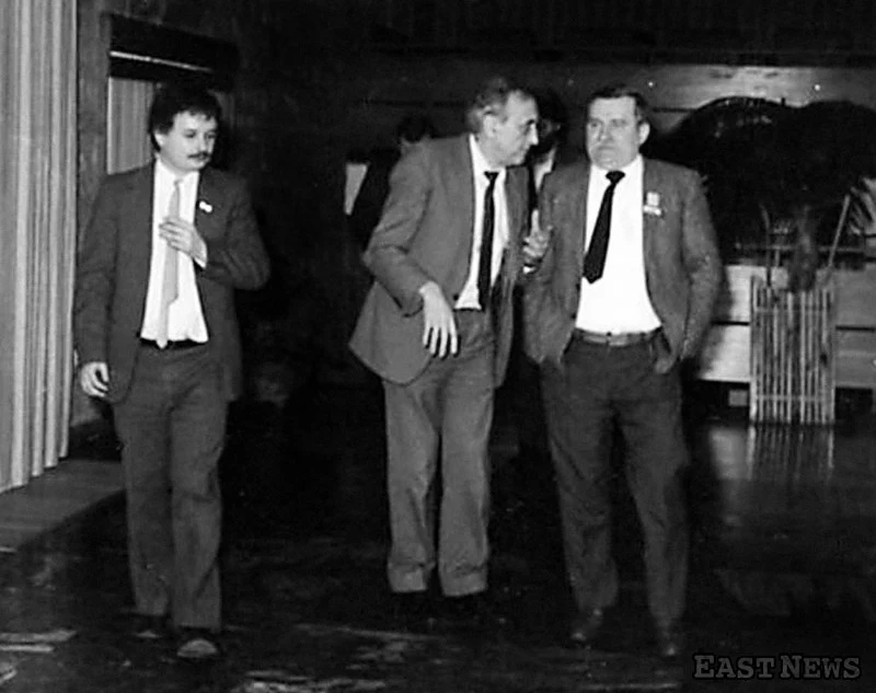 Magdalenka pod Warszawą, 1988, spotkanie strony rządowej z przedstawicielami NSZZ Solidarność przed obradami Okrągłego Stołu