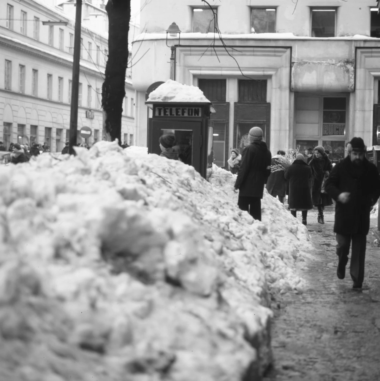 Warszawa, styczeń 1979, ulica Nowy Świat