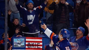 Kyle Okposo z New York Islanders
