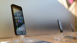 Nowy iPhone powien być znacznie większy od 4-calowej "Piątki"