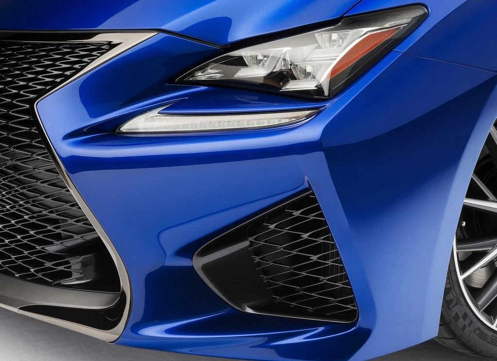 Lexus RC F (2015)