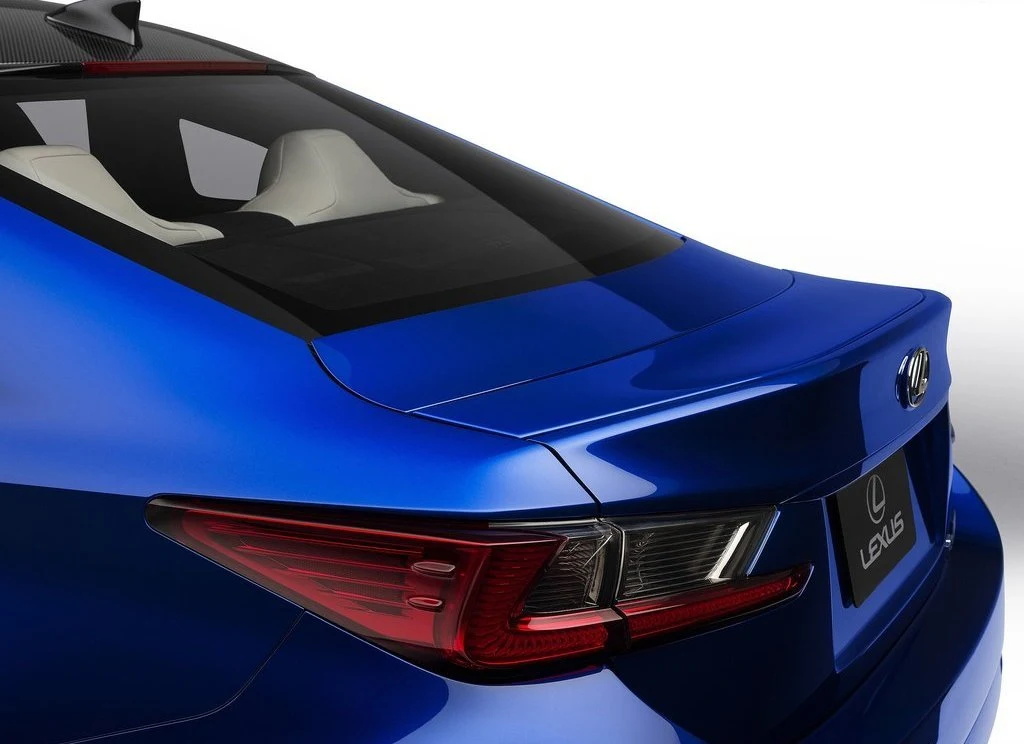 Lexus RC F (2015)