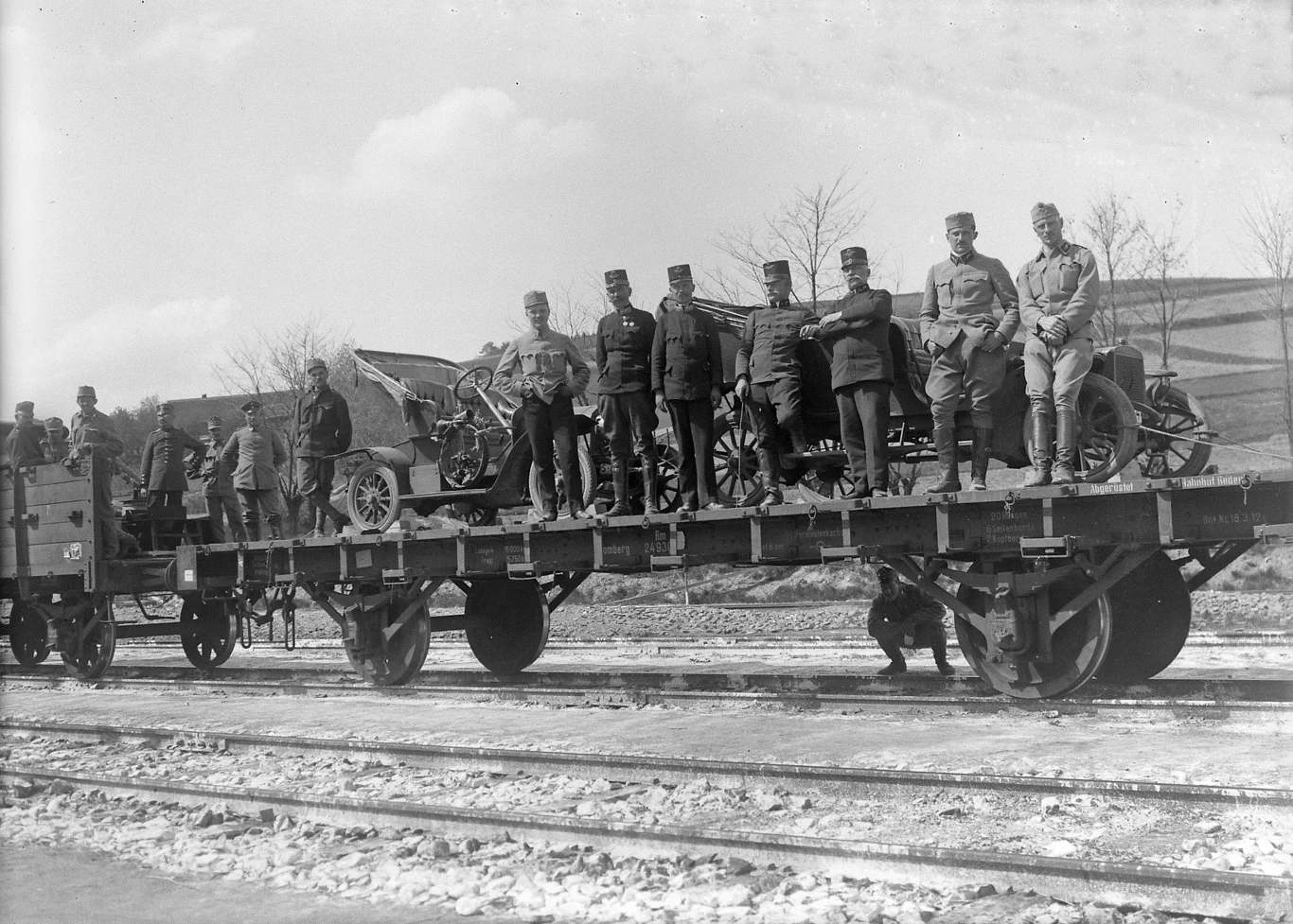 Wojsko Austro-Węgier na stacji kolejowej w Dobrej k. Limanowej 