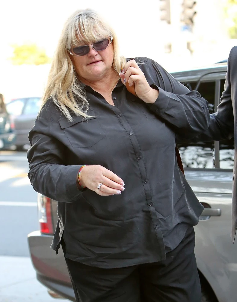 Debbie Rowe Debbie Rowe