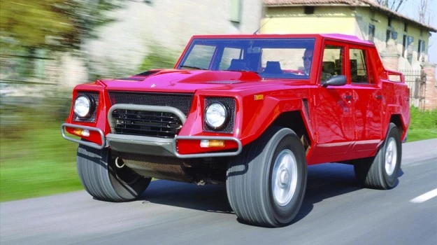 Lamborghini LM002