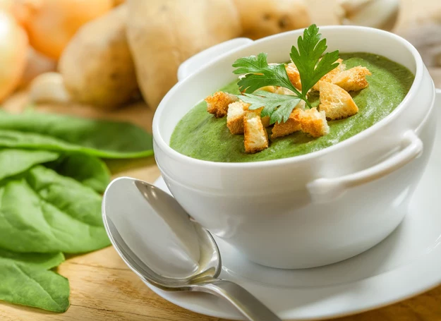 Zupa krem ze szpinaku smakuje wyjątkowo i jest bardzo zdrowa. 