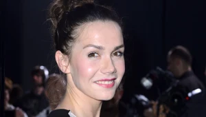 - Nie chcę funkcjonować w show- biznesie. Chcę funkcjonować w aktorstwie - powiedziała Olga Bołądź w wywiadzie dla miesięcznika "Olivia".
