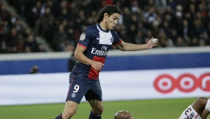 Edinson Cavani (z lewej)