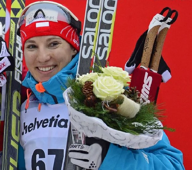 Sylwia Jaśkowiec ma coraz więcej zwolenników. Sylwia Jaśkowiec ma coraz więcej zwolenników.