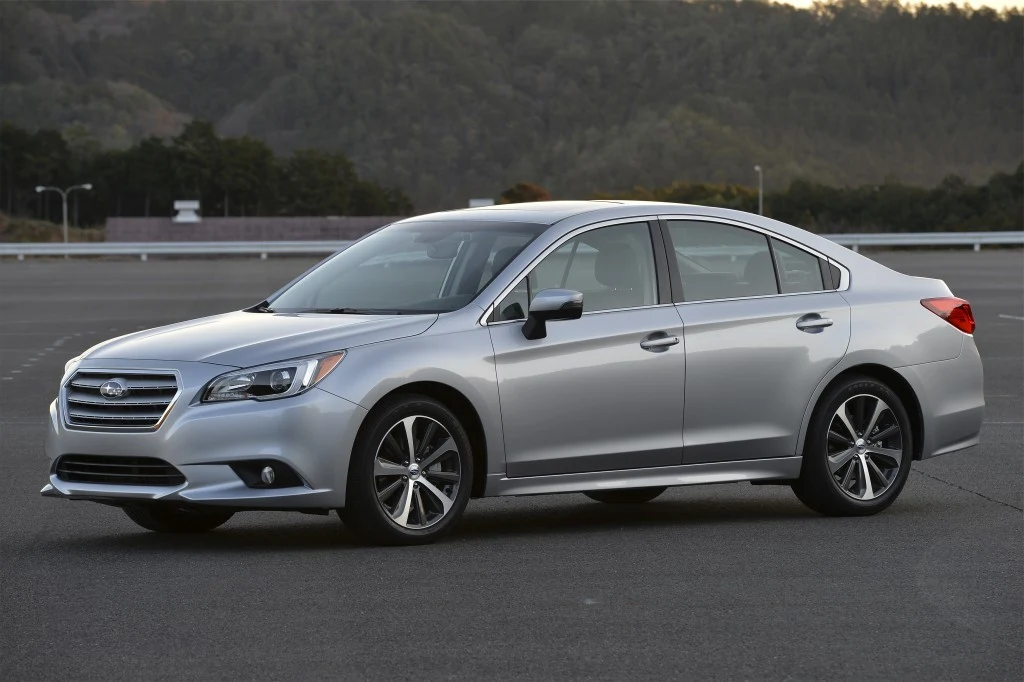Subaru Legacy (2015)