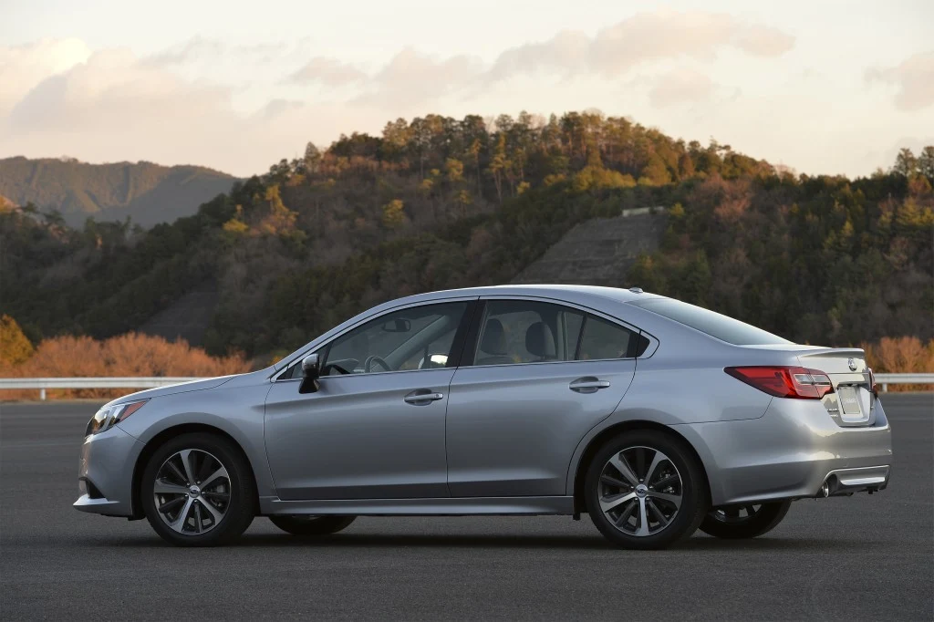 Subaru Legacy (2015)