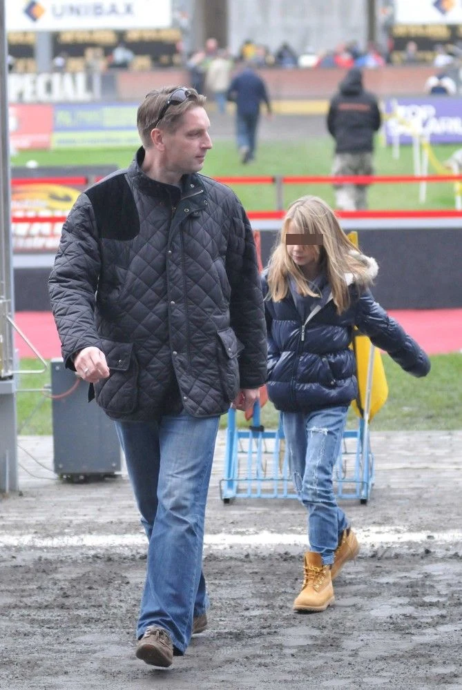 Tomek od lat zabiera Polę na żużel Tomek od lat zabiera Polę na żużel