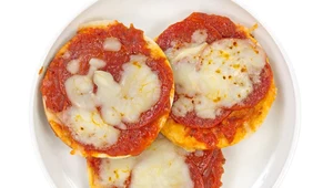 Minipizza na bułce (po 2. roku)