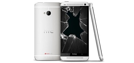 HTC chce wymieniać rozbite smartfony z rodziny One na nowe modele. 