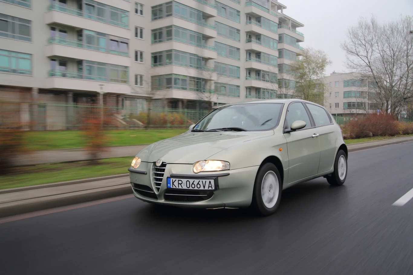 Nasz test udowadnia, że nawet auto o niezbyt dobrej opinii, ale kupione z pewnej ręki, może być źródłem satysfakcji. Nasz test udowadnia, że nawet auto o niezbyt dobrej opinii, ale kupione z pewnej ręki, może być źródłem satysfakcji.