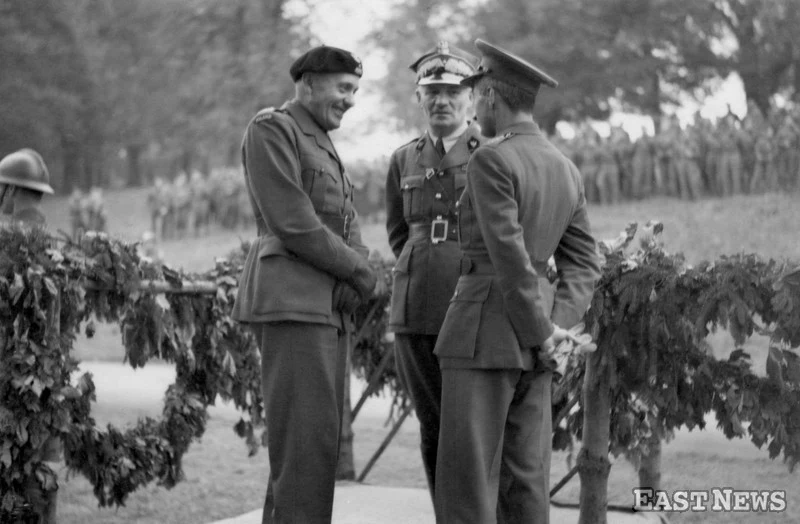 Gen. Stanisław Maczek i gen. Marian Kukiel w 1. Dywizji Pancernej w Szkocji, 1941