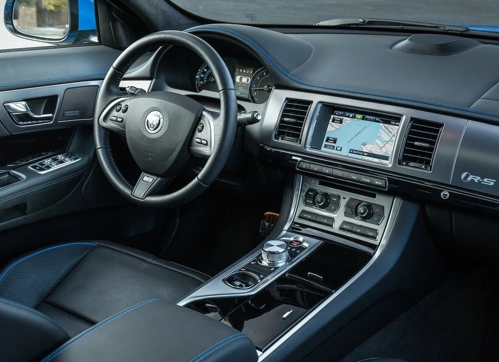 Jaguar XFR-S Sportbrake