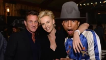 Charlize Theron i Sean Penn na imprezie, podczas której Pharrell Williams świętował swoją nominacje do Oscara