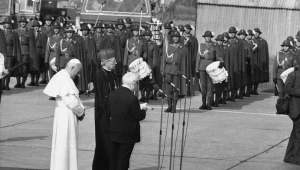 Pożegnanie Jana Pawła II na lotnisku w Balicach - 10 czerwca 1979 r.