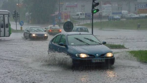 W najbliższych godzinach można spodziewać się silnych deszczy i gwałtownych burz