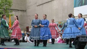 Modlitwa, śpiew, taniec i folklor
