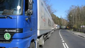 Wypadek przy przejściu w Olszynie