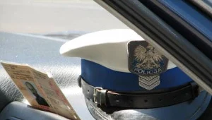 B. policjant oskarżony o molestowanie kobiet
