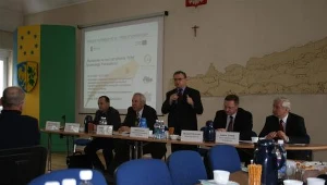 Rzucić większy pieniądz