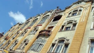Budynek przy ul. Dworcowej 4 jest wpisany do rejestru zabytków.