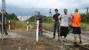 Z motoroweru, krórym wjechał pod pociąg  zmarły Bartłomiej S., została jedynie garstka części