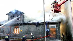 Nie był to pierwszy pożar tego budynku./fot. Michał Cyrzan