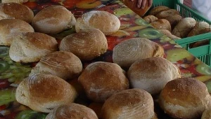 Z okazji święta upieczono 120 bochenków chleba./fot. Krzysztof Zieliński