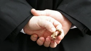 Akt oskarżenia za zabójstwo księdza