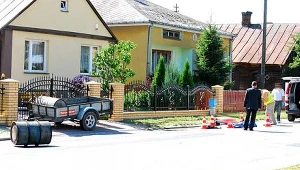 To tragedii doszło przed domem ofiary.