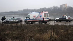 Policjanci z Suwałk wyjaśniają okolicznoścu tragedii./fot. M. Grzelak
